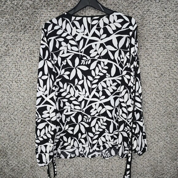 Calvin Klein Top Womens Plus 2X Black Satin Floral Print Collared‎ Casual Ladies - Picture 6 of 6